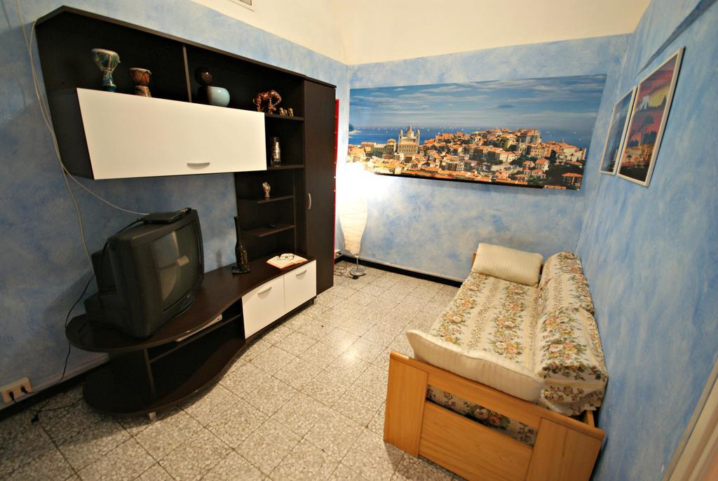 Villa Casa Agostino Imperia Esterno foto